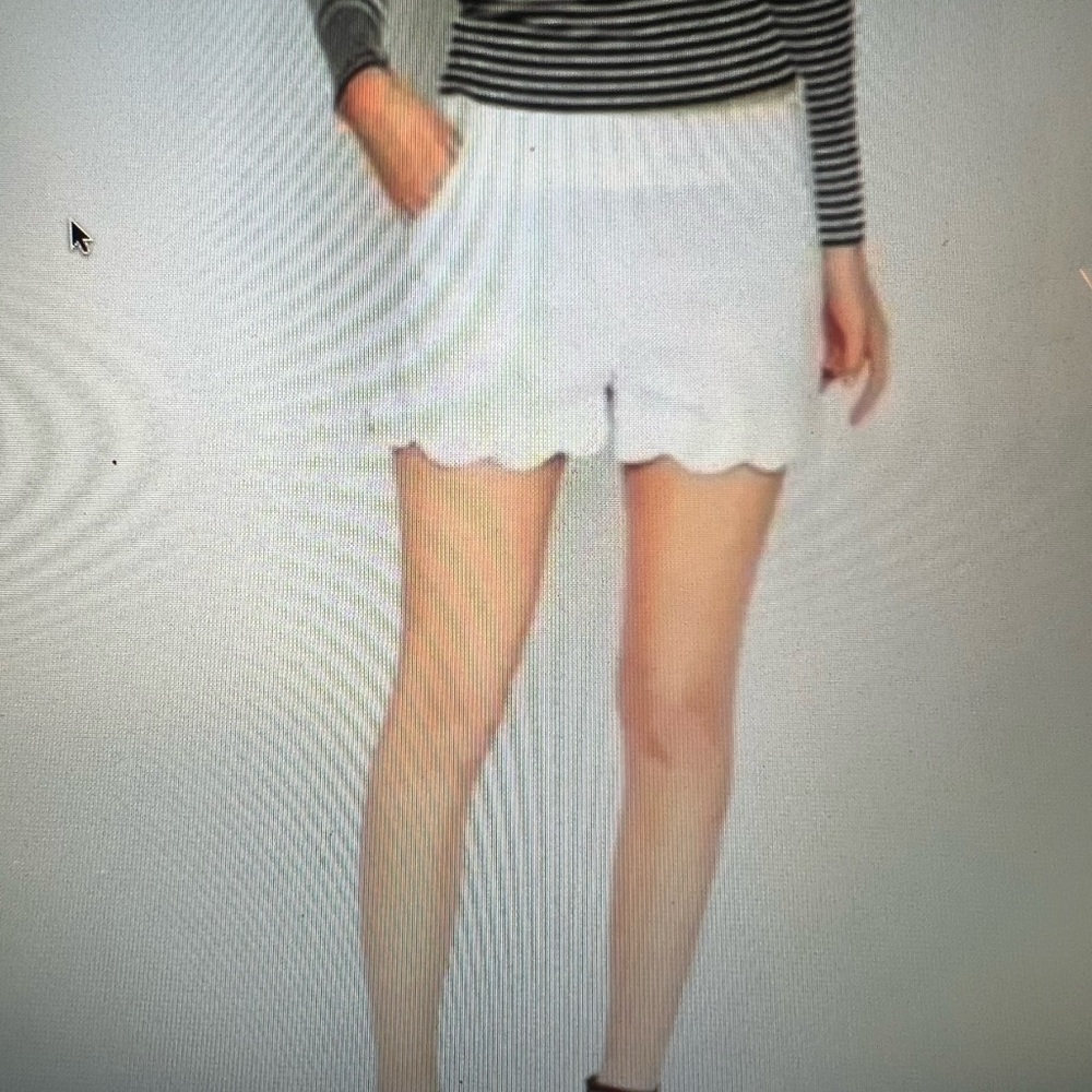 Cynthia Rowley Linen Blend Scallop Hem High Waist Shorts - Coral